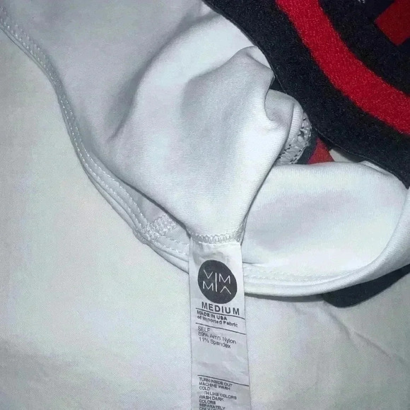 I’m selling a Vimmia Sport bra top. - Picture 3 of 3